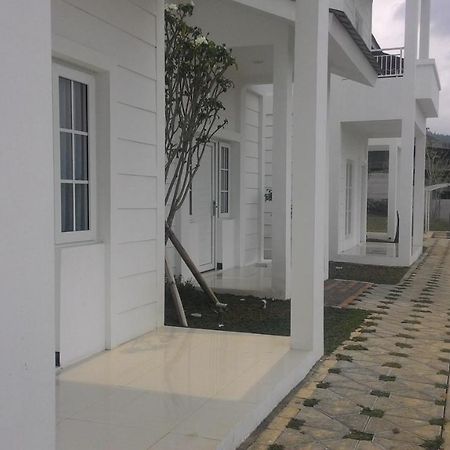 Amaranta Guest House Batu  Dış mekan fotoğraf